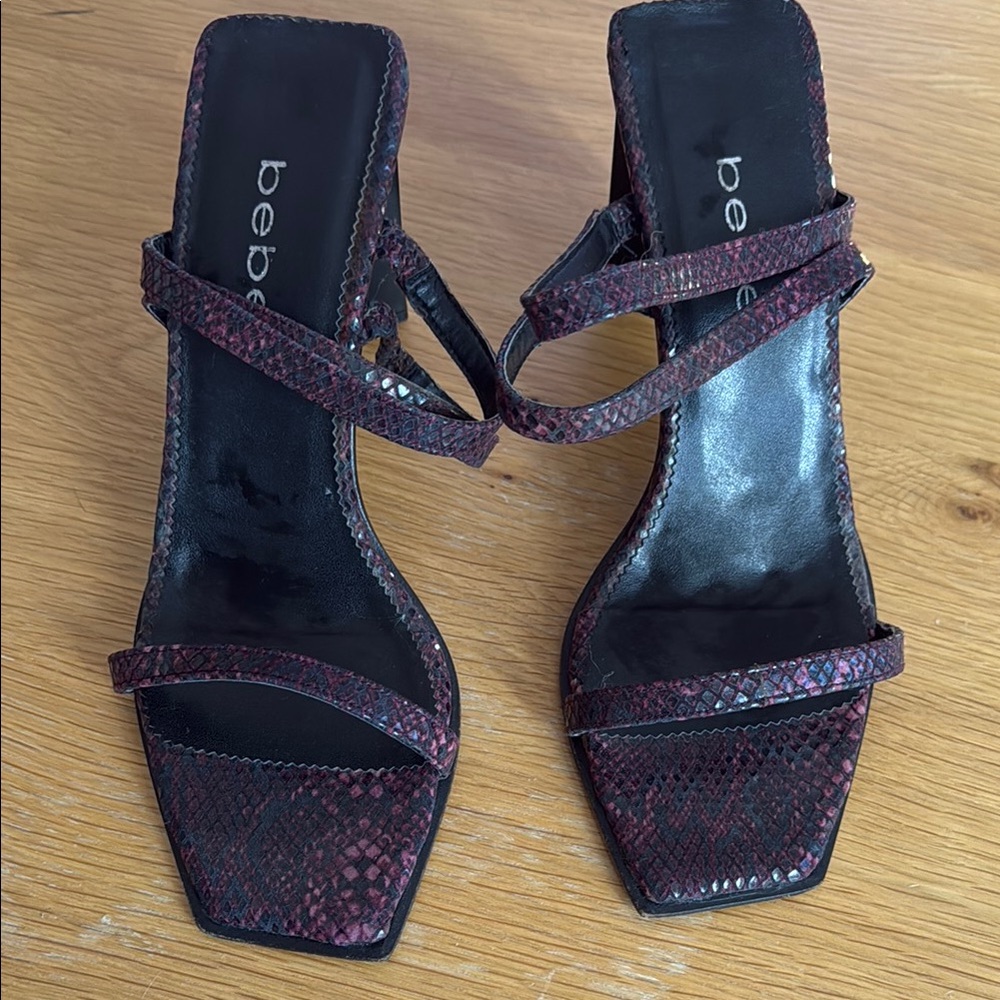 Bebe burgundy and Black Heels with Open Toe and Chunky Heel